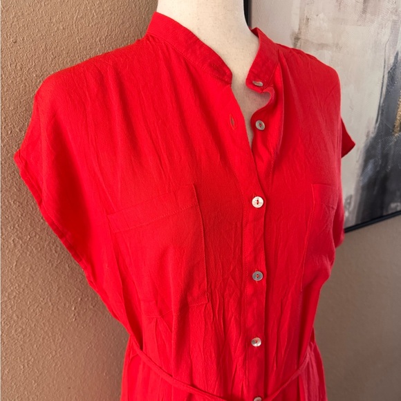 Women's Red Button-Down Midi Dress - Picture 5 of 5